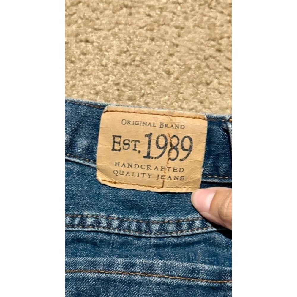 Shorts - Picture 3 of 5